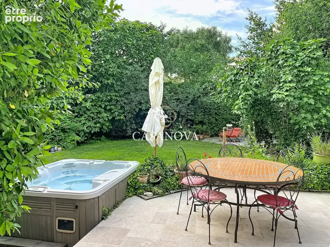 Maison de caractère avec jardin et terrasse au cur du quartier Fontneuve proche du centre-ville de Béziers - photo 13