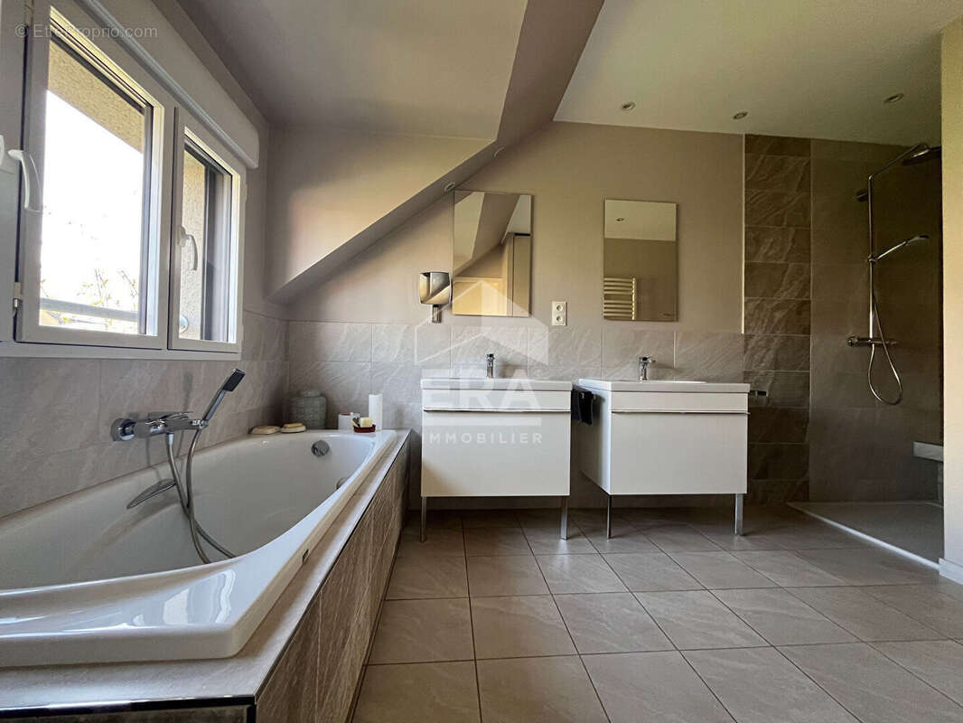 Rare - Maison contemporaine -  Le Mans - quartier Rive Droite Parc Monod - photo 7
