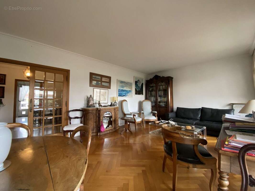 Appartement à ROMANS-SUR-ISERE