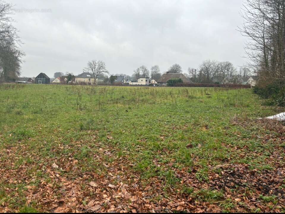 Terrain à YVETOT