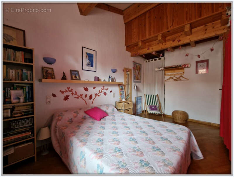 Maison à OUVEILLAN
