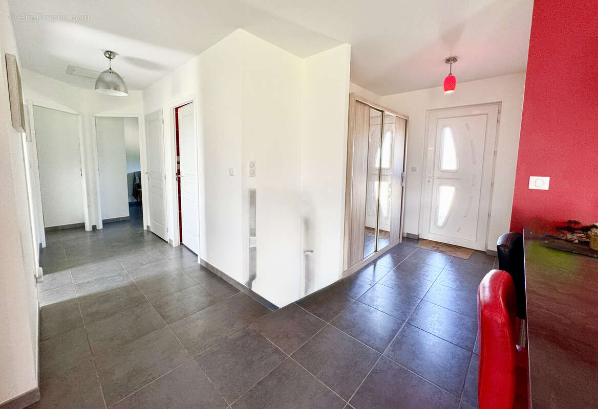 Maison à FRAYSSINET