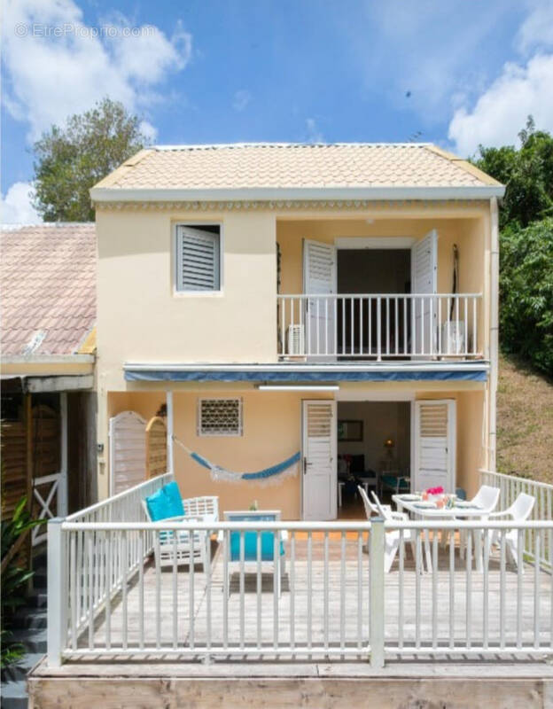 Appartement à LES TROIS-ILETS