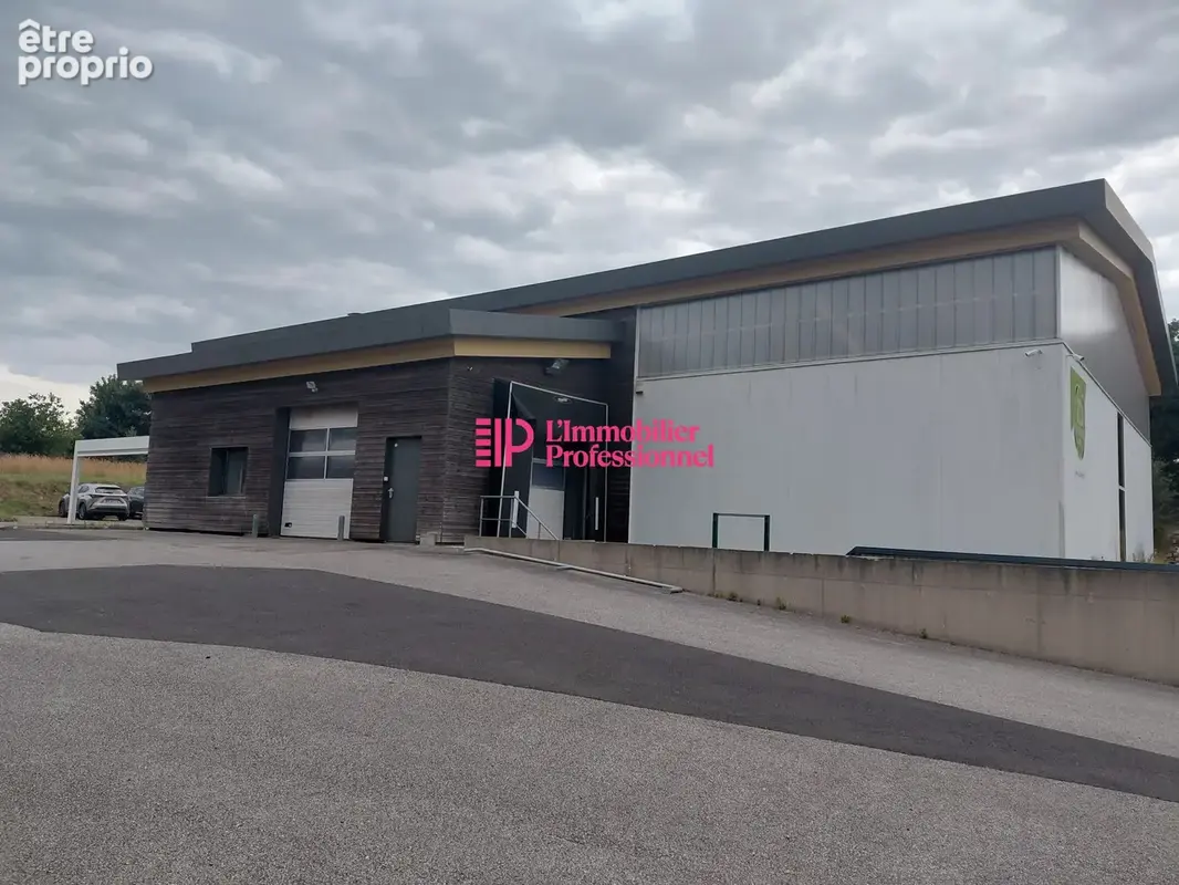 Commerce 570 m² à vendre à Quimper (29000) - photo 7