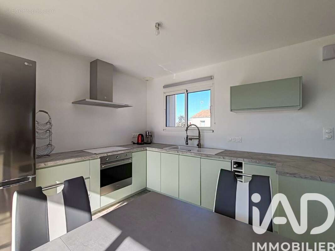 Photo 6 - Maison à LE PERRIER