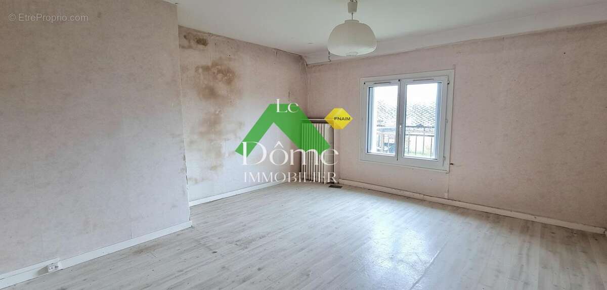 Maison à SAINT-CREPIN-IBOUVILLERS