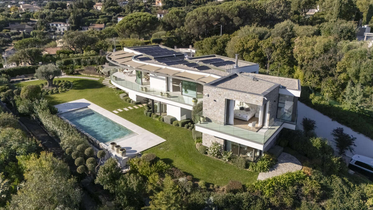 Maison à CAVALAIRE-SUR-MER