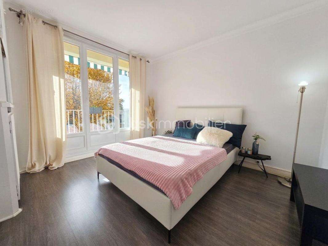 Appartement à TAVERNY