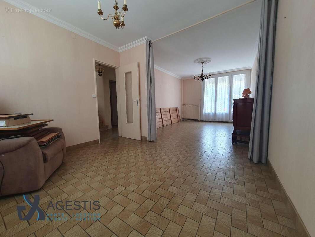 Maison 88 m² à Castres  - photo 3