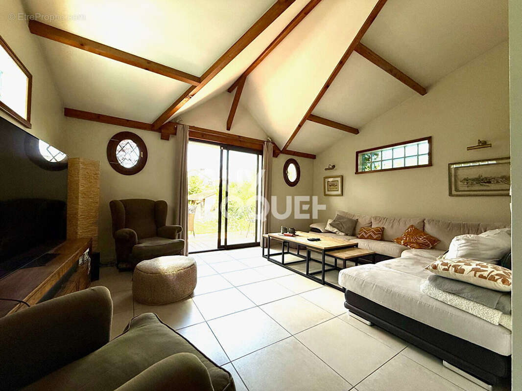 Maison à NEUILLY-SUR-MARNE