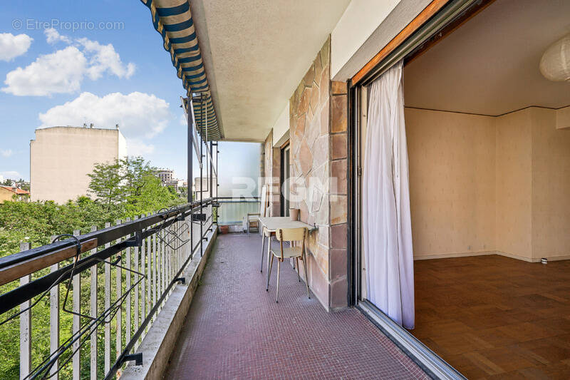 Appartement à BOURG-LA-REINE