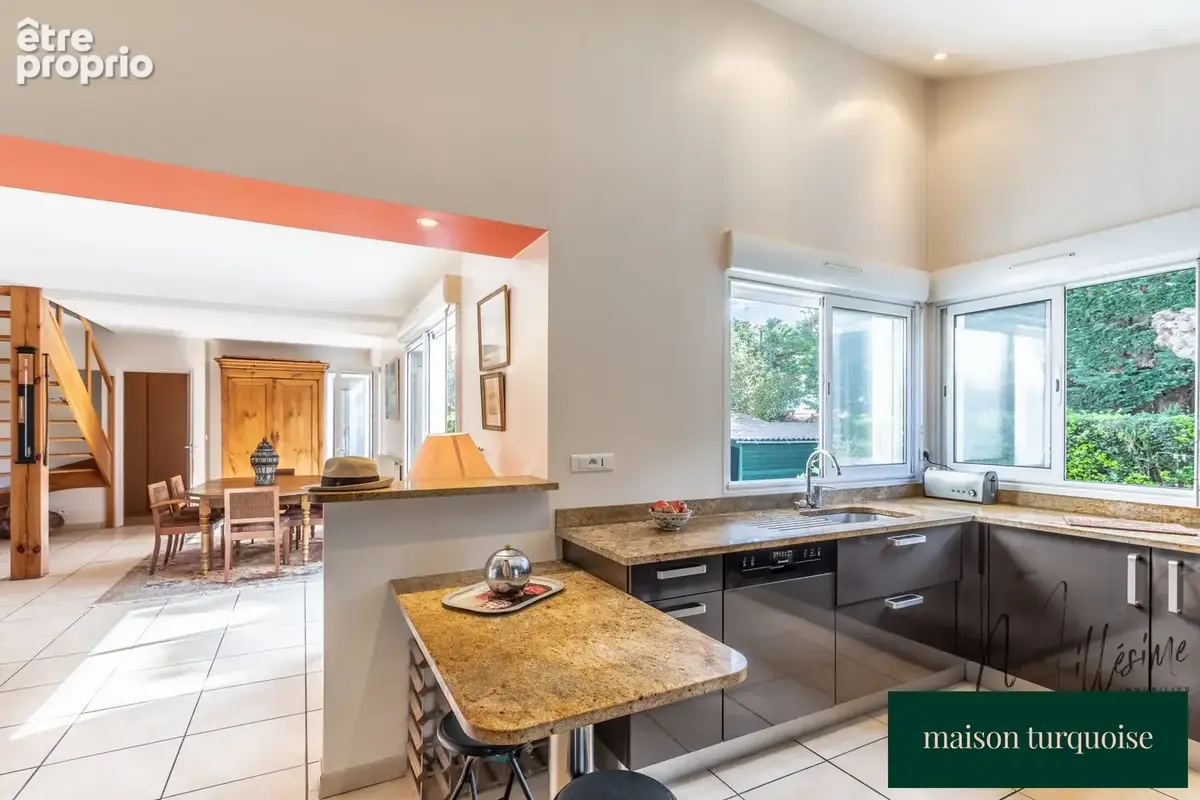 Maison 134 m² à Anglet  - photo 4