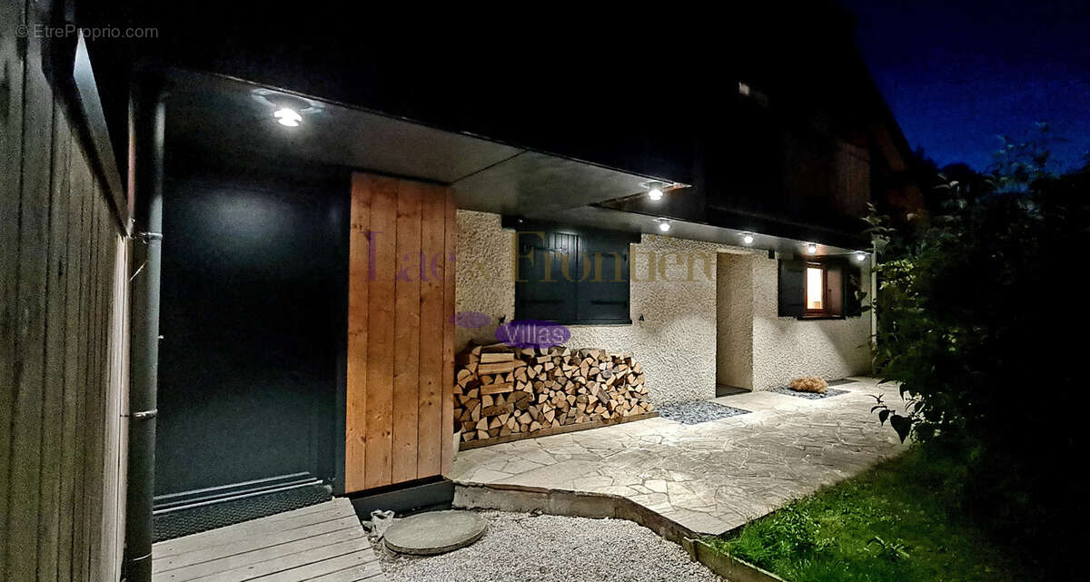Maison à EXCENEVEX