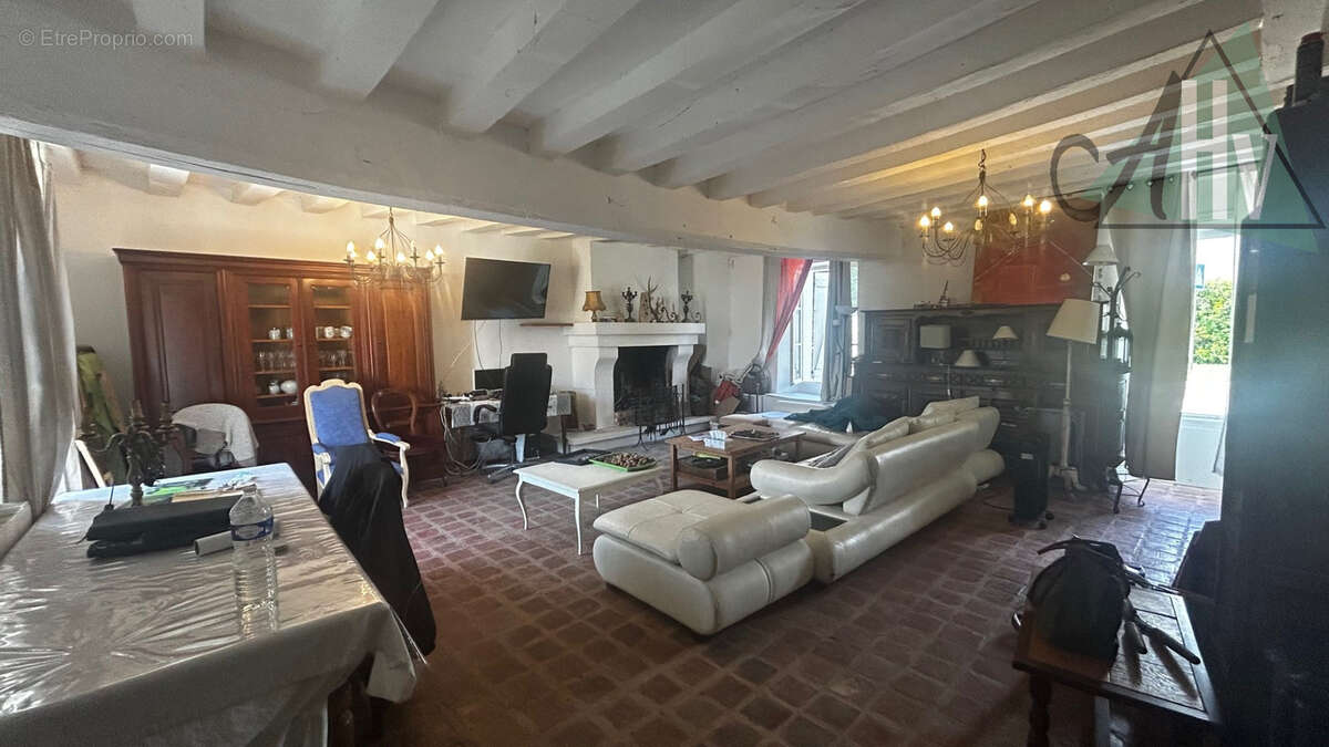 Maison à CUCHARMOY