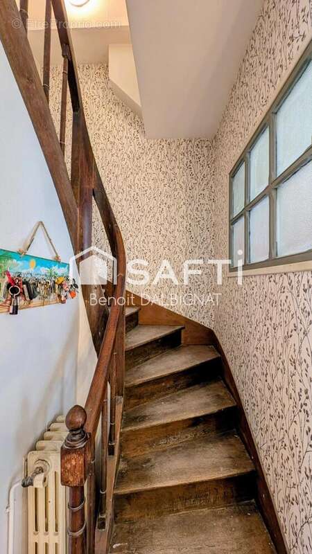 Maison 275 m² à Chinon  - photo 5