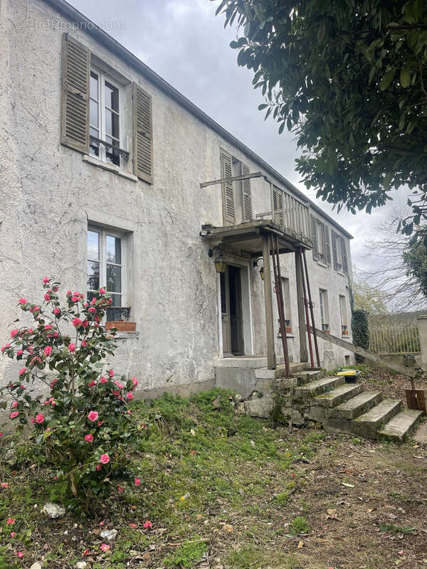 Maison à FRENEUSE