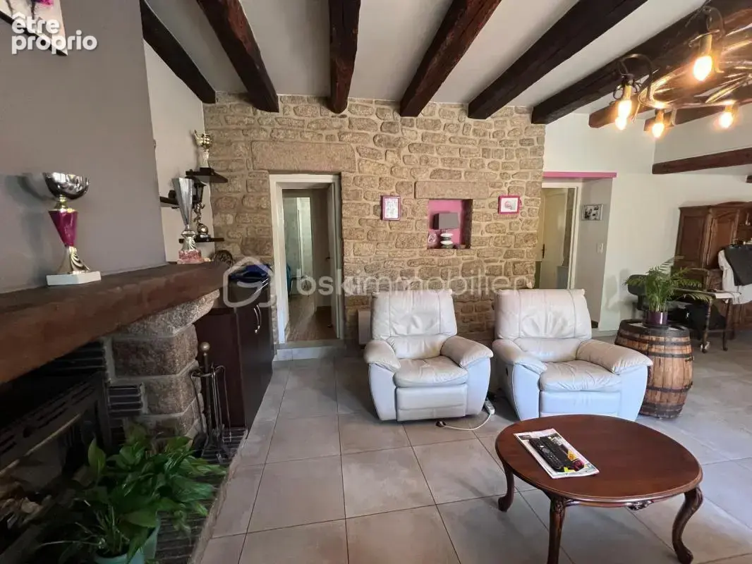 Belle Maison dans petit hameau calme et verdoyant - photo 12