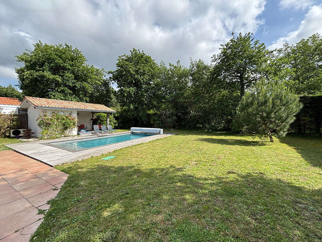 Maison à GUJAN-MESTRAS