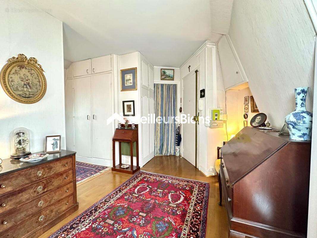 Appartement à PARIS-9E