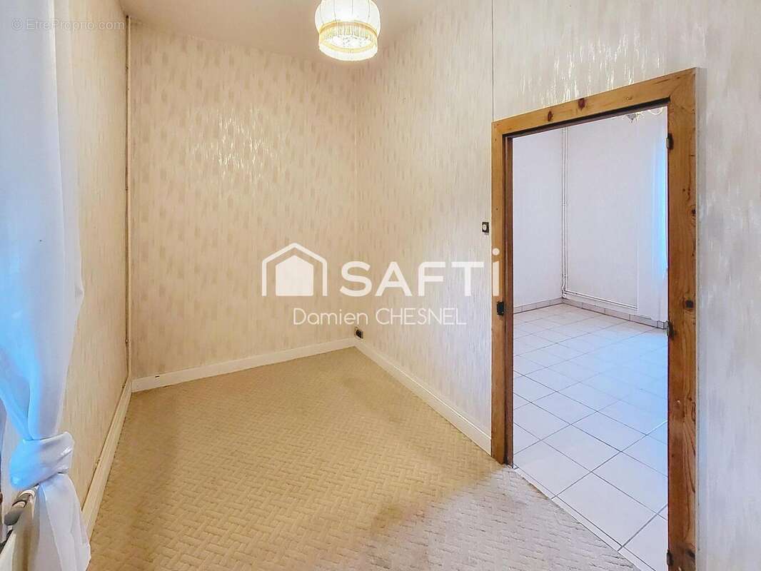 Maison 110 m² à Bessais-Le-Fromental  - photo 8