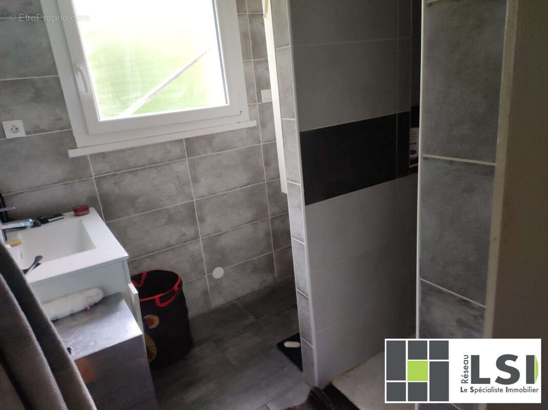 Maison 127 m² à Le Puy-En-Velay  - photo 6