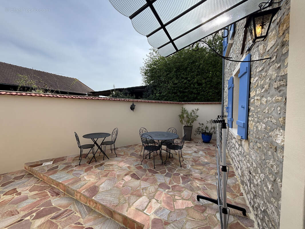 Maison à BENNECOURT