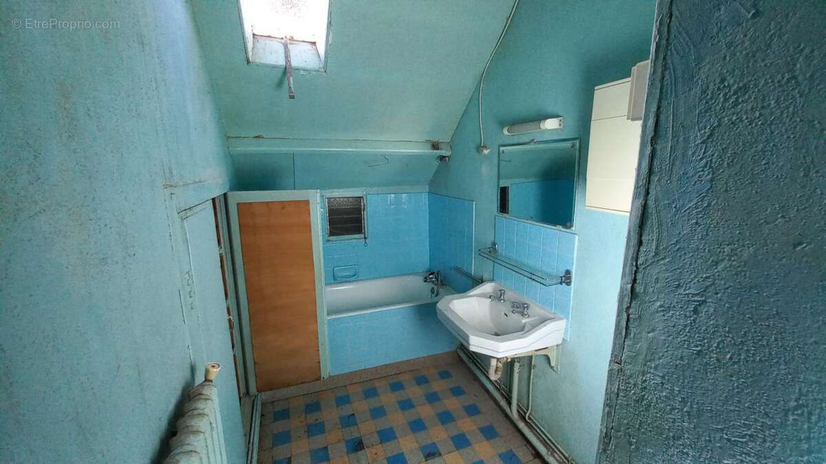 Maison à SAINT-CARADEC