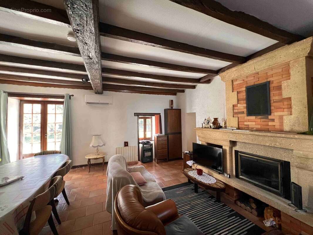 Maison à ROUMAZIERES-LOUBERT