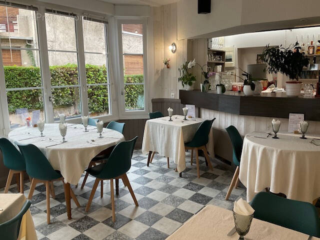 Commerce à MONTHUREUX-SUR-SAONE