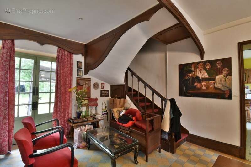 Maison à LE PONT-CHRETIEN-CHABENET