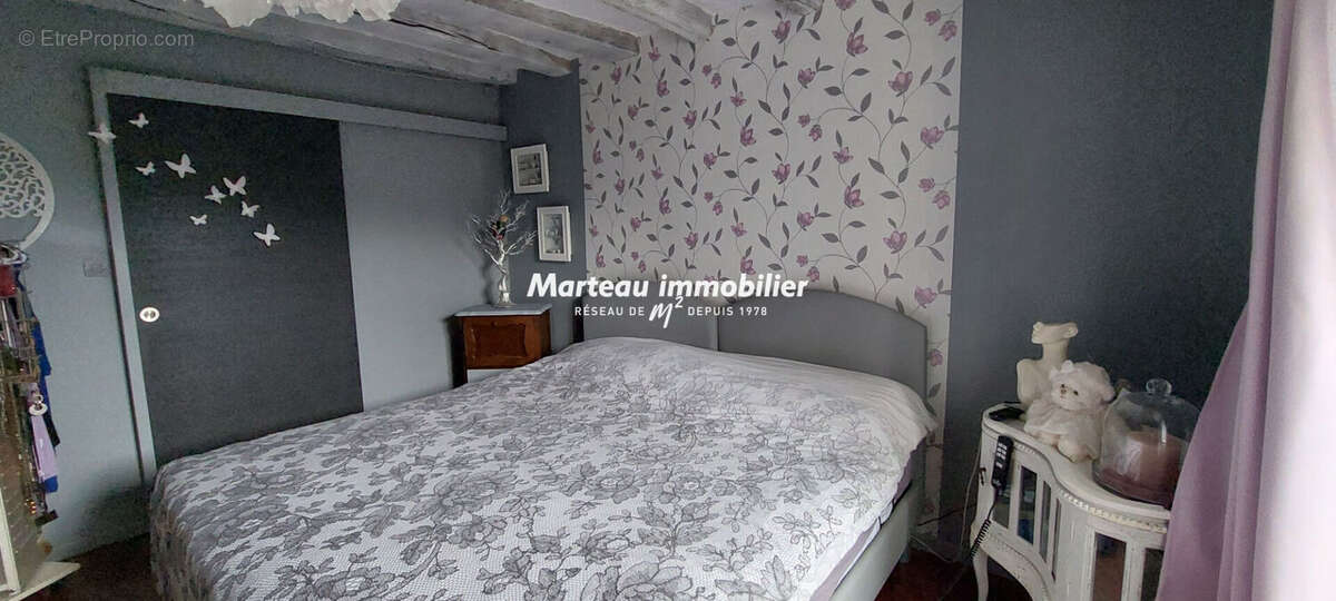 Maison à LA FONTAINE-SAINT-MARTIN