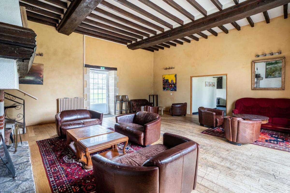 Maison à VITRY-AUX-LOGES