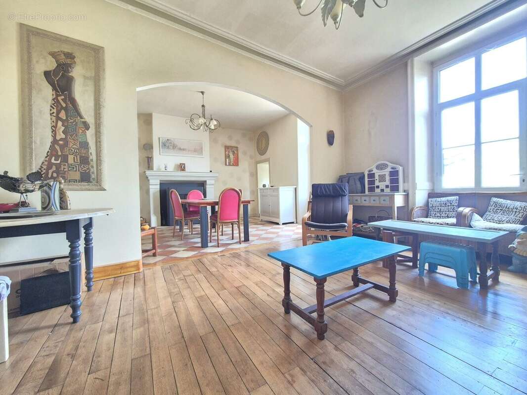 Maison 246 m² à Cande  - photo 2