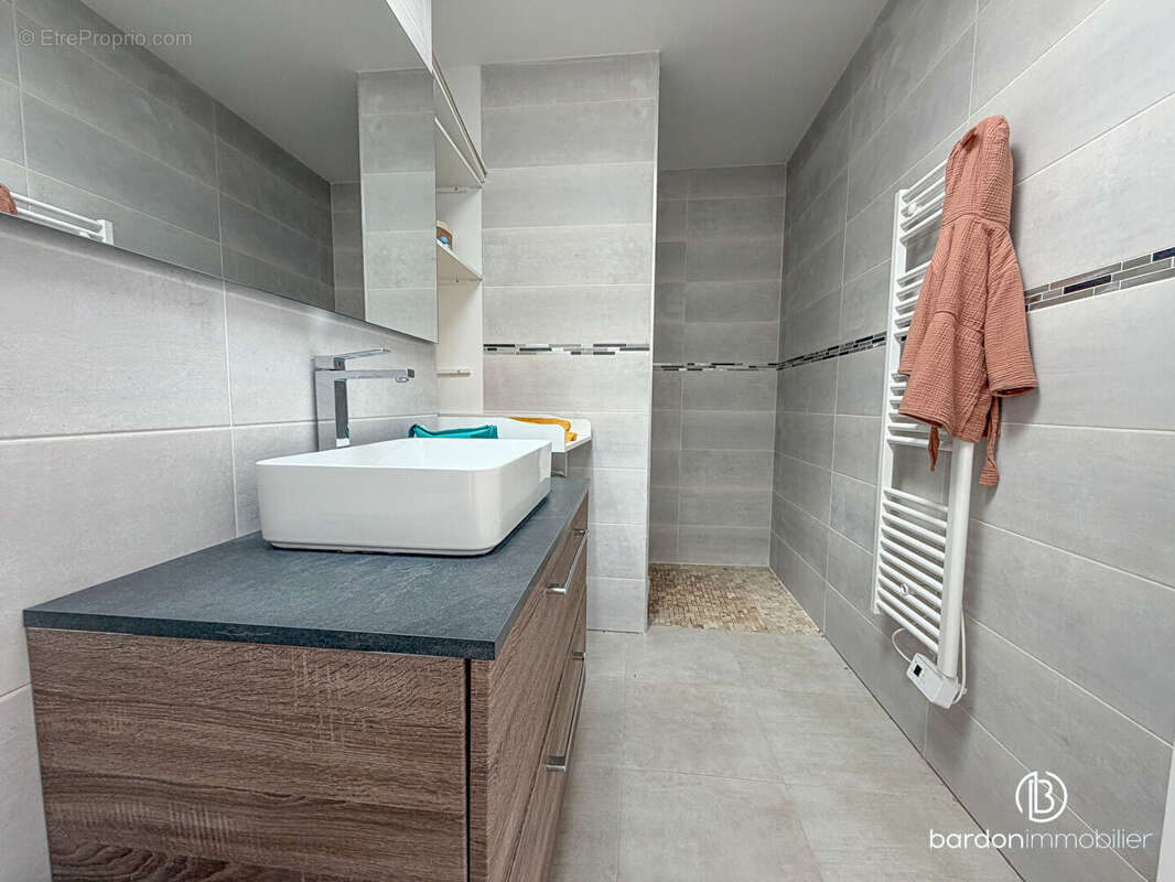 Maison contemporaine de 2021 - Beaux volumes et prestations de qualité - photo 12