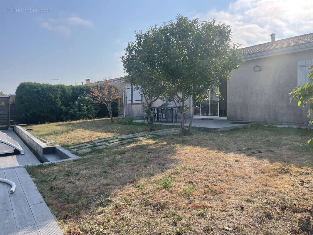 Maison de plain-pied de type 5 de 115 M2 avec piscine sur 697 M2 - photo 21