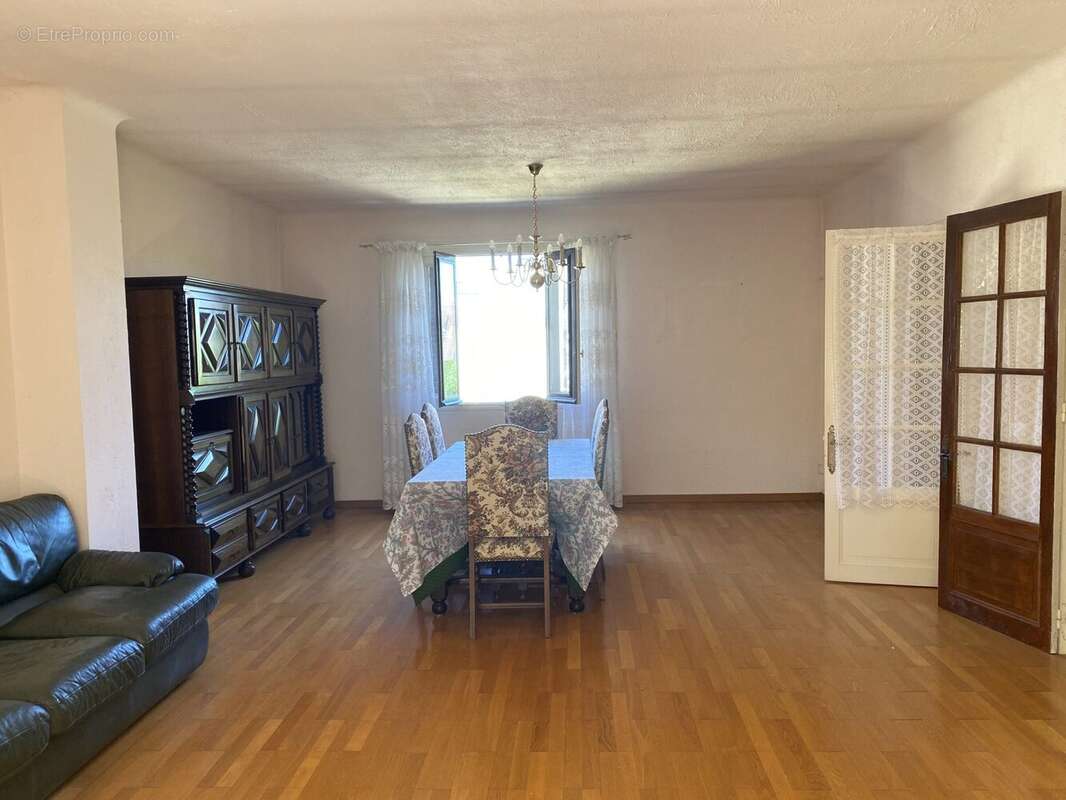 Maison à LE PLESSIS-ROBINSON