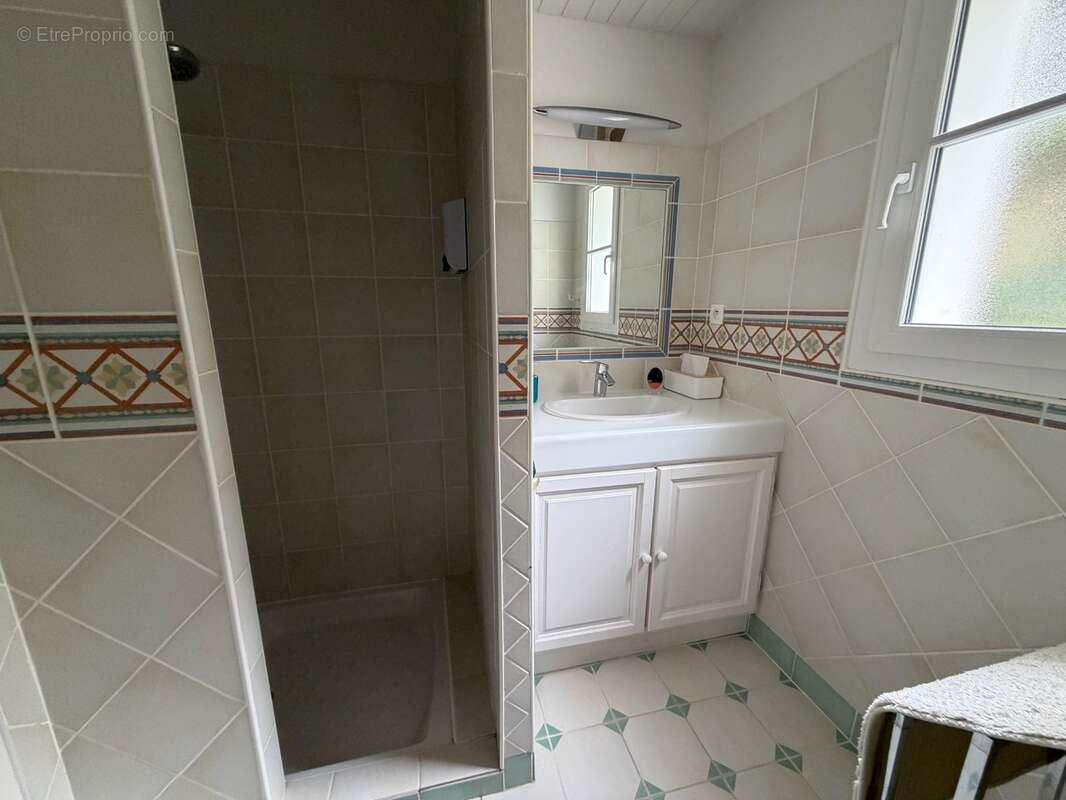 Maison à vendre 5 pièces NOIRMOUTIER EN L'ILE (85) - photo 16