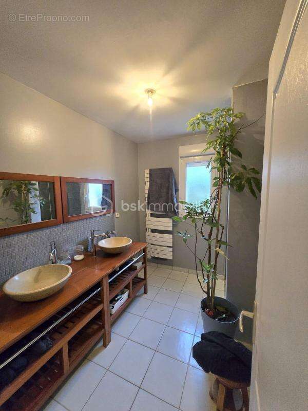 Maison à CHATEAU-GONTIER