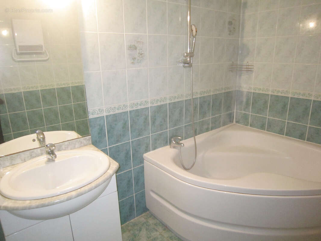 Appartement à CUXAC-D'AUDE