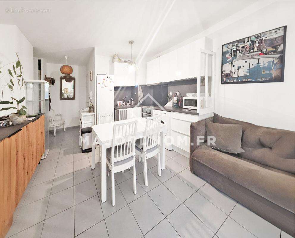 Appartement à MARSEILLE-12E