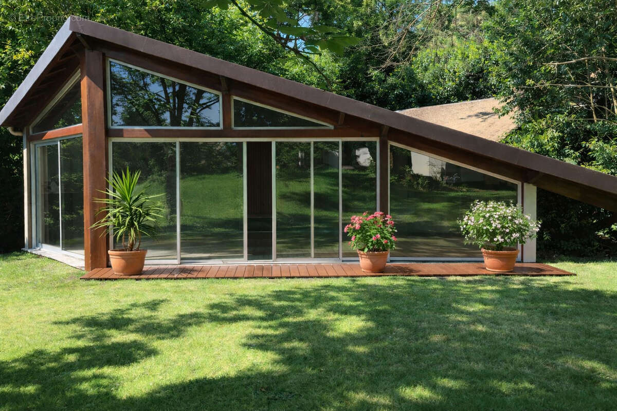 Maison à MONTLIGNON