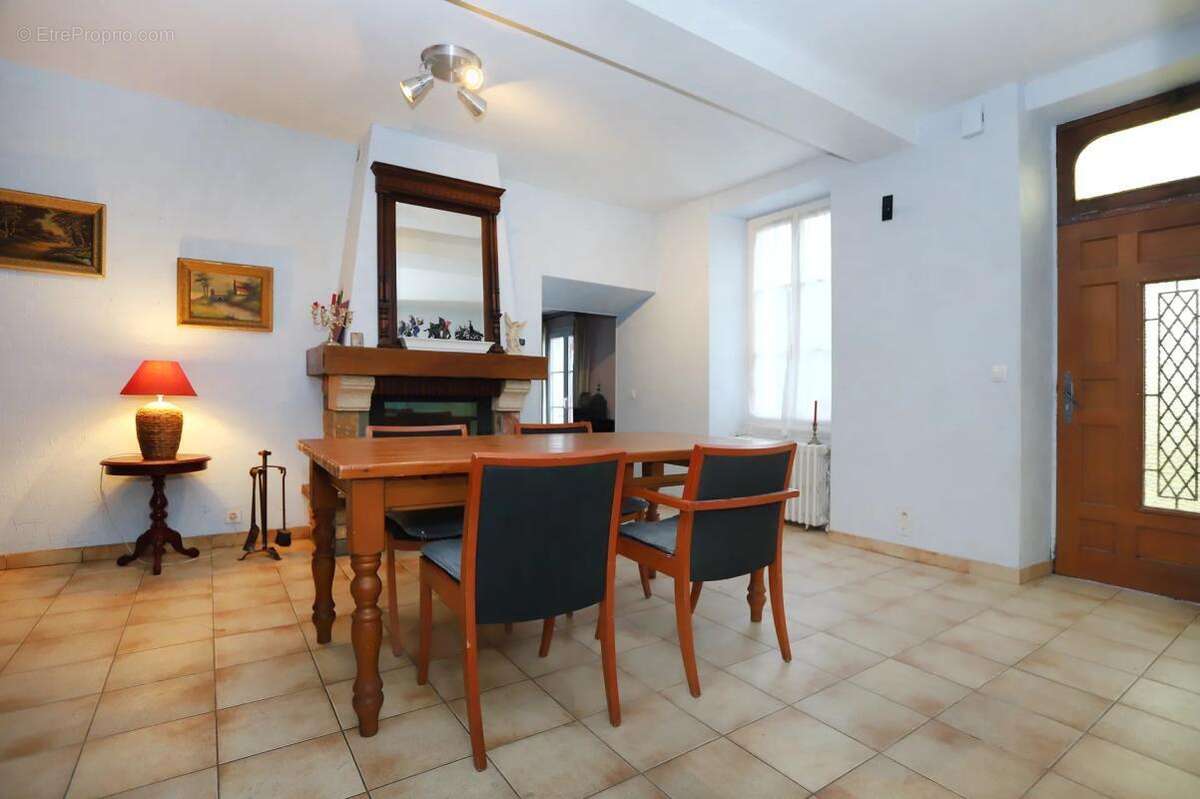 Maison à BALLOTS