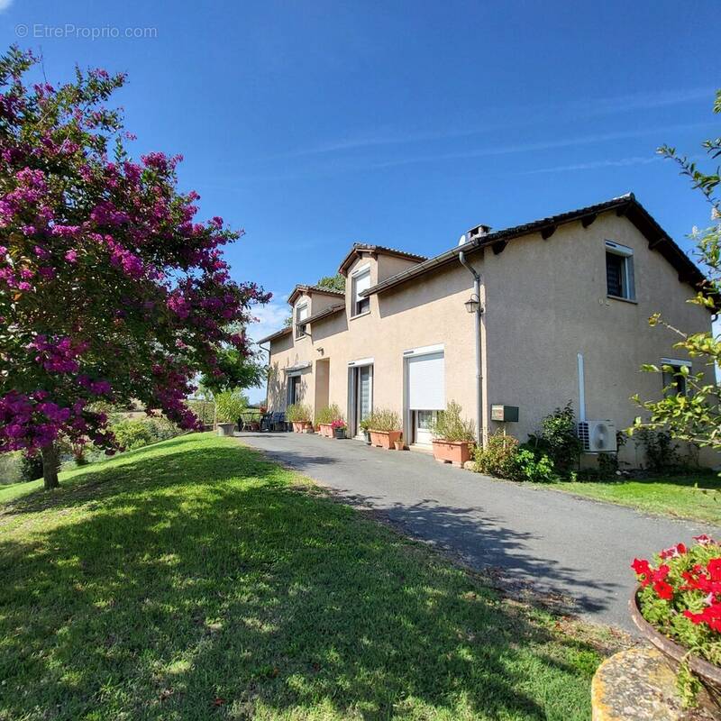 Photo 1 - Maison à LOMBERS