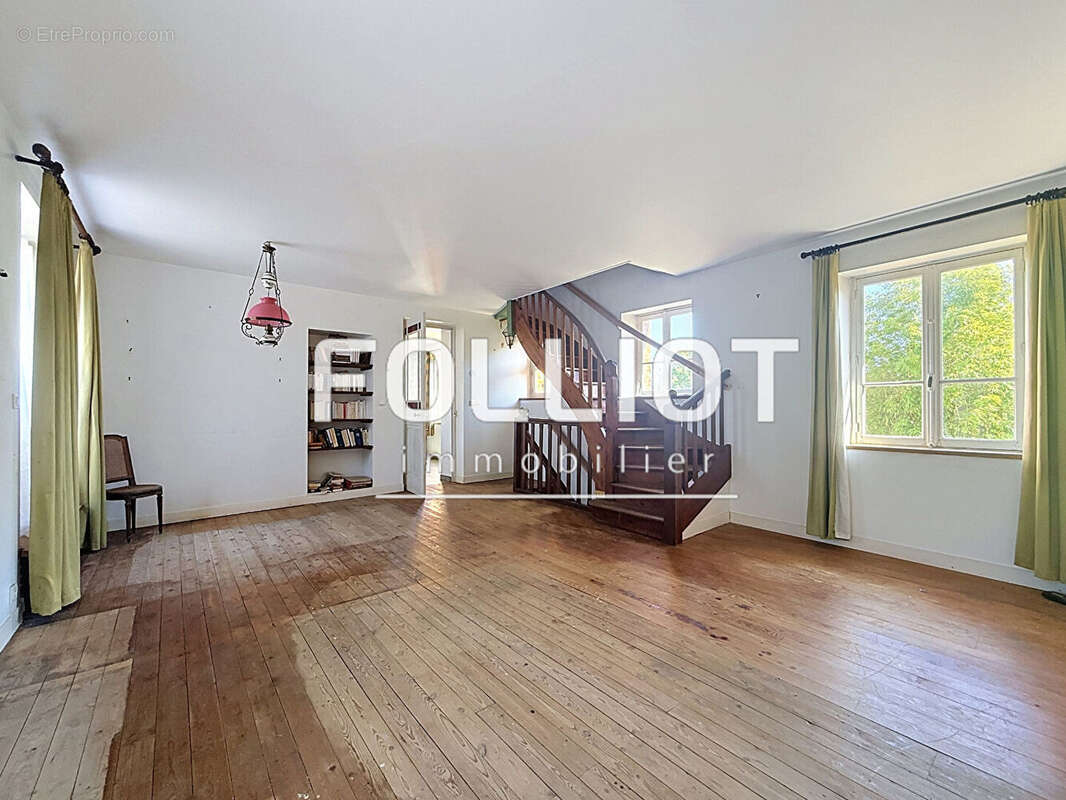 A Vendre plein coeur de CARTERET rue du CAP maison de CARACTERE à fort potentiel ! - photo 5