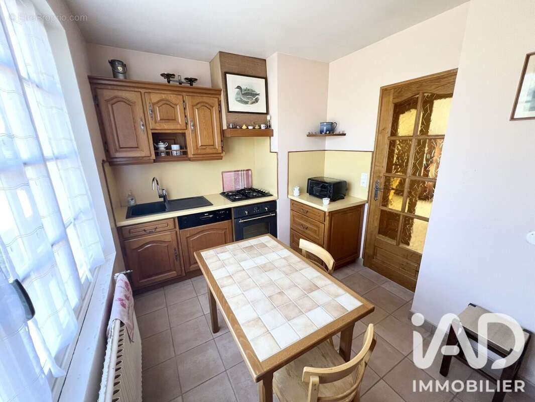Maison 74 m² à Mainvilliers  - photo 2