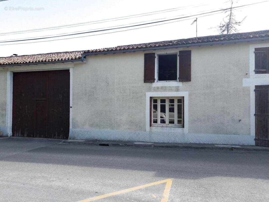 Appartement à CIERZAC