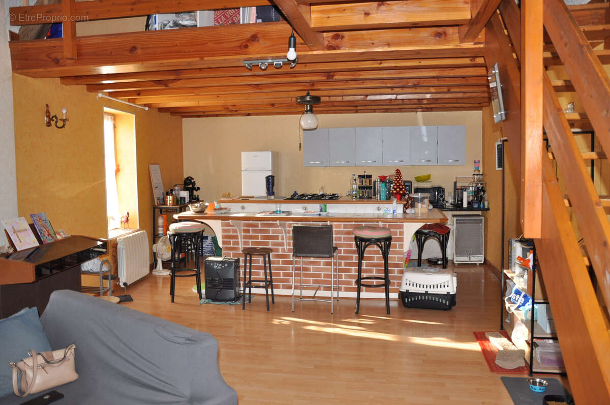 Maison à DROITURIER