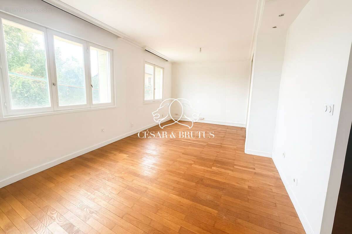 Appartement à LYON-9E