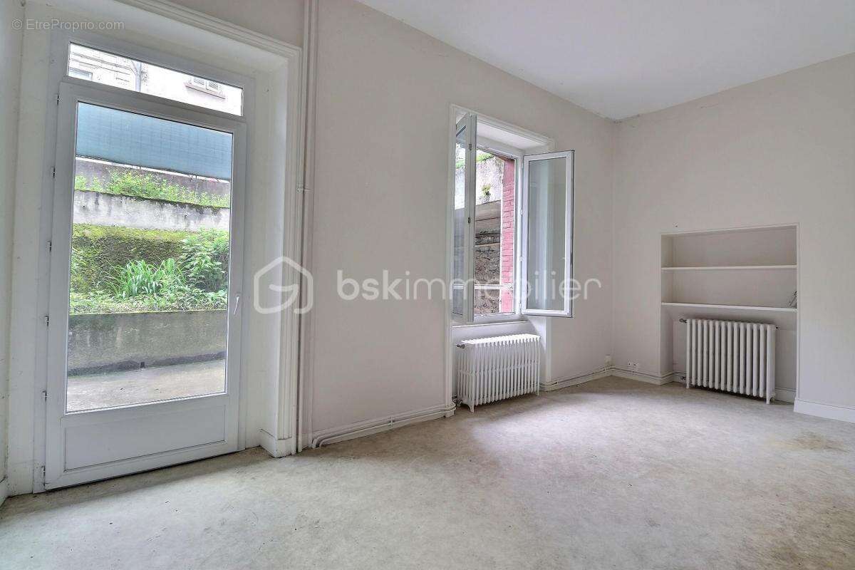 maison  de ville 165m² 63300 Thiers - photo 17