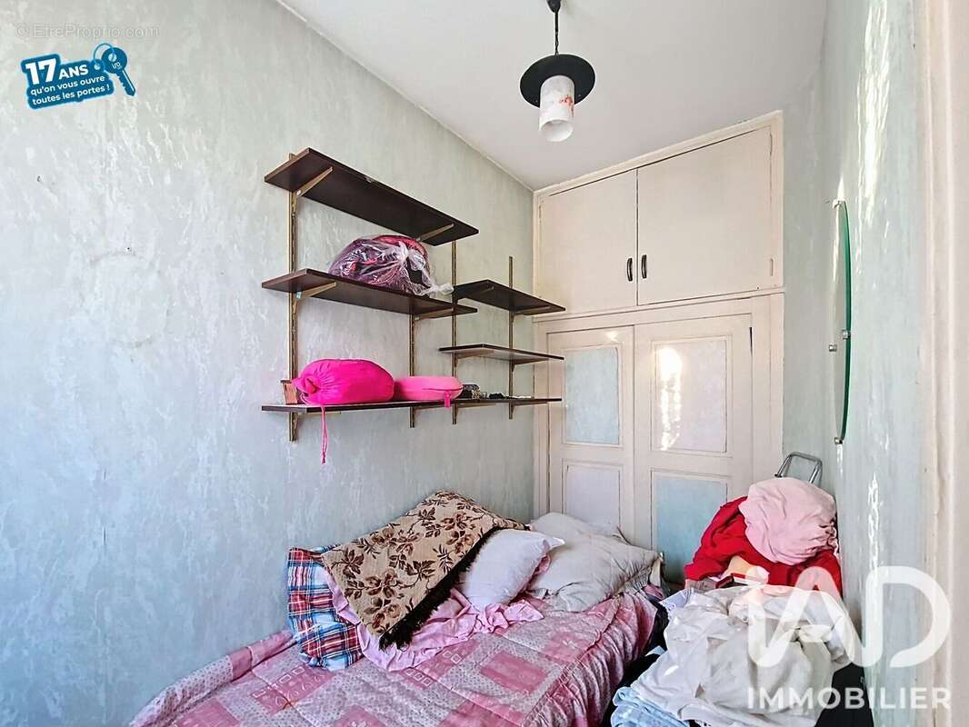 Maison 70 m² à Saint-Denis  - photo 8